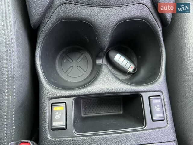 Серый Ниссан Rogue, объемом двигателя 2.49 л и пробегом 102 тыс. км за 15599 $, фото 8 на Automoto.ua