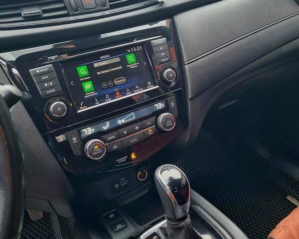 Серый Ниссан Rogue, объемом двигателя 2.49 л и пробегом 139 тыс. км за 14800 $, фото 6 на Automoto.ua