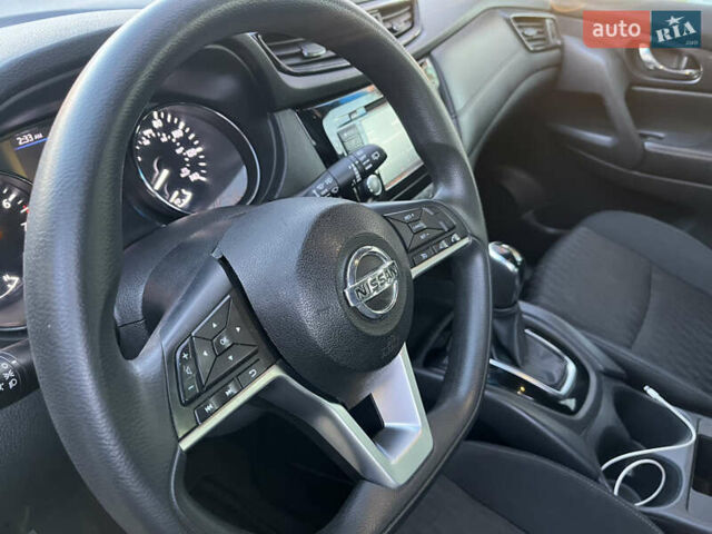 Серый Ниссан Rogue, объемом двигателя 2.49 л и пробегом 115 тыс. км за 12800 $, фото 62 на Automoto.ua