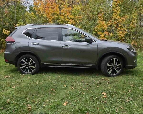 Серый Ниссан Rogue, объемом двигателя 2.49 л и пробегом 107 тыс. км за 16450 $, фото 8 на Automoto.ua