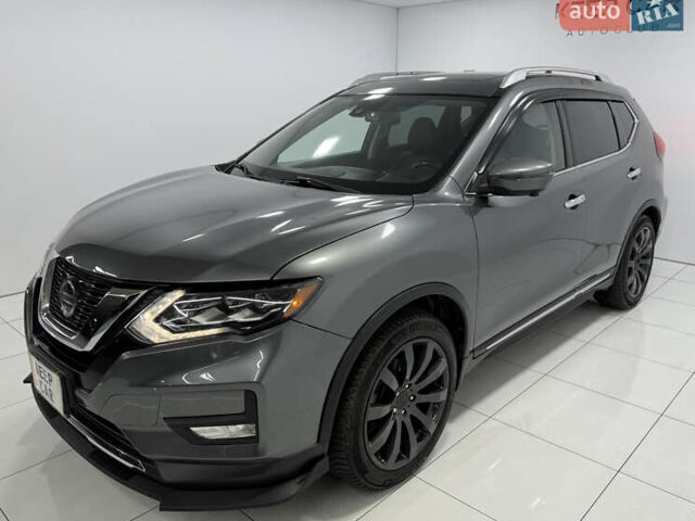 Серый Ниссан Rogue, объемом двигателя 2.49 л и пробегом 125 тыс. км за 20000 $, фото 11 на Automoto.ua