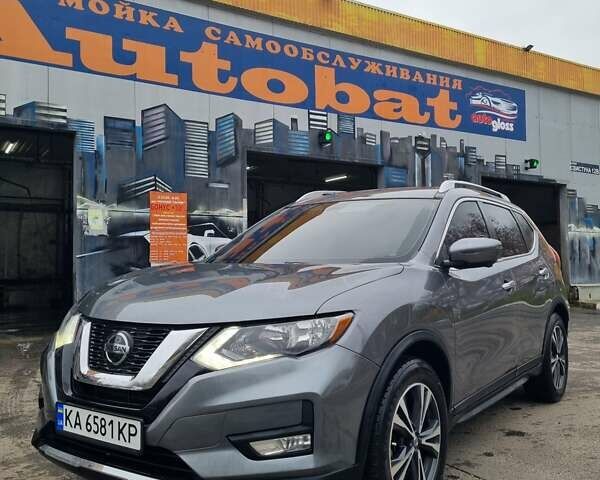 Серый Ниссан Rogue, объемом двигателя 2.49 л и пробегом 139 тыс. км за 14800 $, фото 10 на Automoto.ua