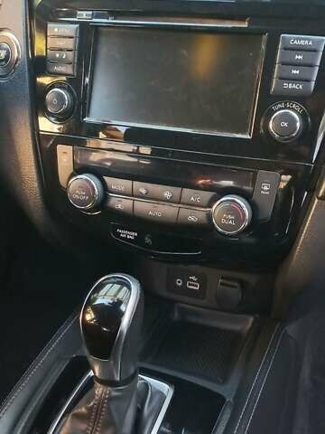 Серый Ниссан Rogue, объемом двигателя 2.49 л и пробегом 115 тыс. км за 16500 $, фото 44 на Automoto.ua