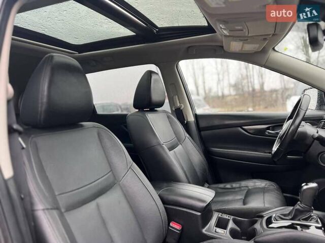 Серый Ниссан Rogue, объемом двигателя 2.49 л и пробегом 127 тыс. км за 16500 $, фото 15 на Automoto.ua