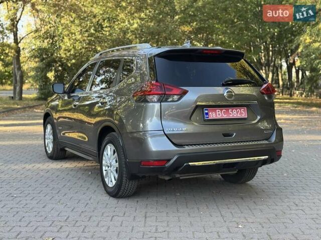 Серый Ниссан Rogue, объемом двигателя 2 л и пробегом 147 тыс. км за 15900 $, фото 4 на Automoto.ua