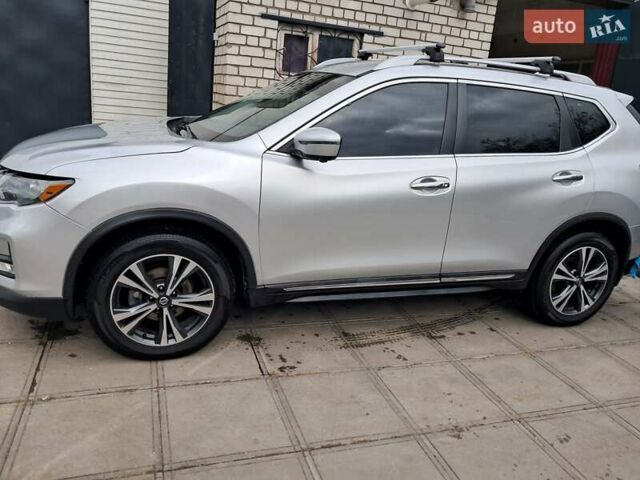 Сірий Ніссан Rogue, об'ємом двигуна 2.49 л та пробігом 137 тис. км за 15500 $, фото 4 на Automoto.ua