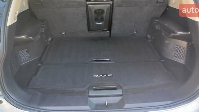 Серый Ниссан Rogue, объемом двигателя 2.49 л и пробегом 115 тыс. км за 16500 $, фото 47 на Automoto.ua