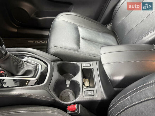 Серый Ниссан Rogue, объемом двигателя 2.49 л и пробегом 125 тыс. км за 20000 $, фото 38 на Automoto.ua