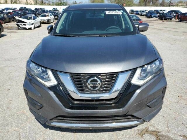 Серый Ниссан Rogue, объемом двигателя 2.5 л и пробегом 80 тыс. км за 2000 $, фото 4 на Automoto.ua