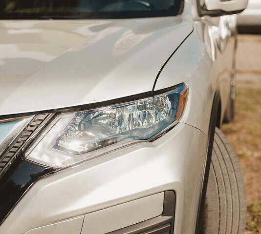 Серый Ниссан Rogue, объемом двигателя 2.5 л и пробегом 197 тыс. км за 15700 $, фото 37 на Automoto.ua