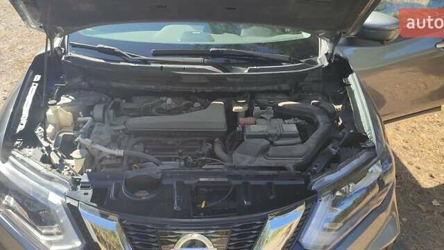 Серый Ниссан Rogue, объемом двигателя 2.49 л и пробегом 115 тыс. км за 15200 $, фото 19 на Automoto.ua
