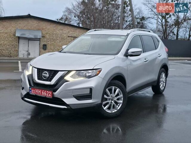 Серый Ниссан Rogue, объемом двигателя 2.49 л и пробегом 189 тыс. км за 13800 $, фото 6 на Automoto.ua