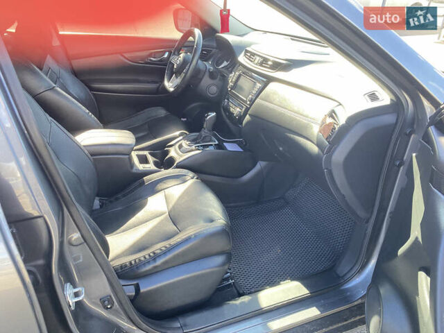 Серый Ниссан Rogue, объемом двигателя 2.49 л и пробегом 92 тыс. км за 16999 $, фото 14 на Automoto.ua