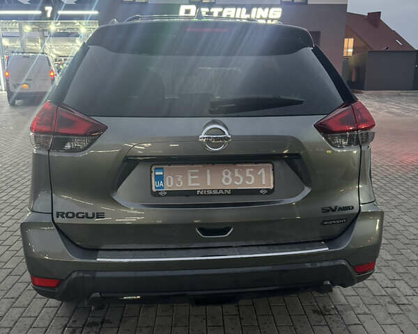 Сірий Ніссан Rogue, об'ємом двигуна 2.49 л та пробігом 72 тис. км за 13000 $, фото 4 на Automoto.ua