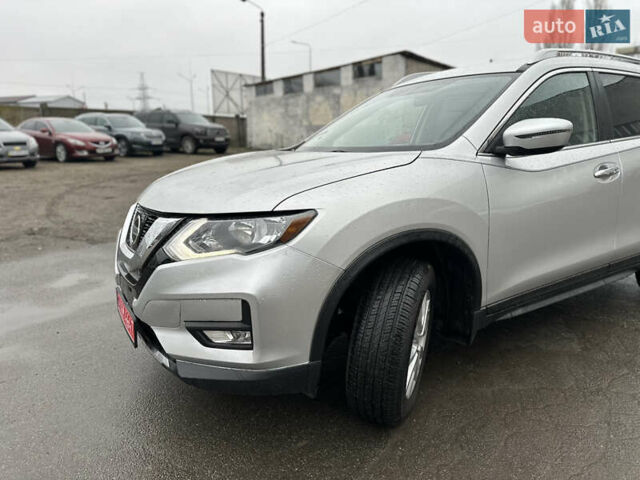 Сірий Ніссан Rogue, об'ємом двигуна 2.49 л та пробігом 133 тис. км за 14300 $, фото 3 на Automoto.ua