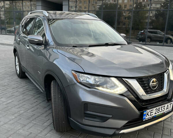 Серый Ниссан Rogue, объемом двигателя 2 л и пробегом 239 тыс. км за 15499 $, фото 15 на Automoto.ua