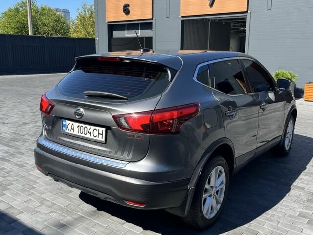 Серый Ниссан Rogue, объемом двигателя 2 л и пробегом 99 тыс. км за 13000 $, фото 3 на Automoto.ua