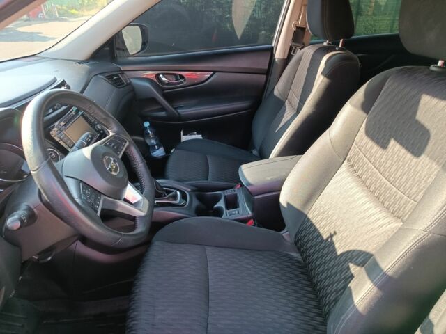 Ніссан Rogue 2018 у Буче на Automoto.ua Сірий Ніссан Rogue, об'ємом двигуна 2.5 л та пробігом 101 тис. км за 16500 $, фото 7 на Automoto.ua