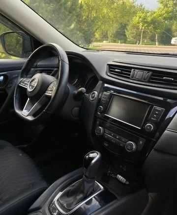 Серый Ниссан Rogue, объемом двигателя 2.5 л и пробегом 110 тыс. км за 13500 $, фото 5 на Automoto.ua