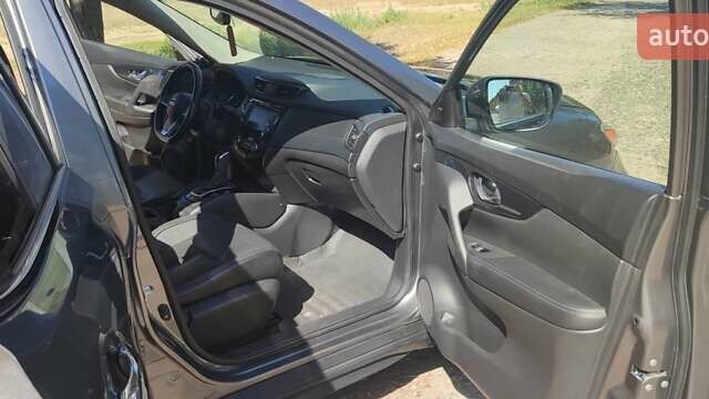 Серый Ниссан Rogue, объемом двигателя 2.49 л и пробегом 115 тыс. км за 15200 $, фото 20 на Automoto.ua