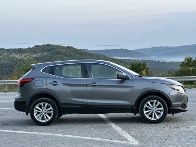 Серый Ниссан Rogue, объемом двигателя 2 л и пробегом 181 тыс. км за 12900 $, фото 1 на Automoto.ua