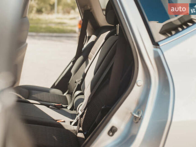 Серый Ниссан Rogue, объемом двигателя 2.5 л и пробегом 197 тыс. км за 15700 $, фото 19 на Automoto.ua