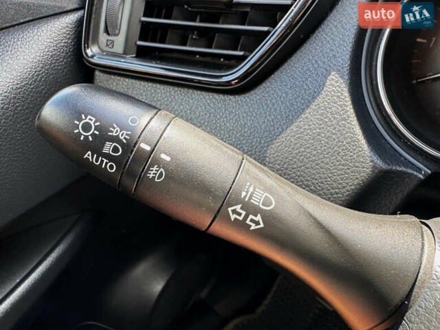 Серый Ниссан Rogue, объемом двигателя 2.49 л и пробегом 102 тыс. км за 14400 $, фото 7 на Automoto.ua