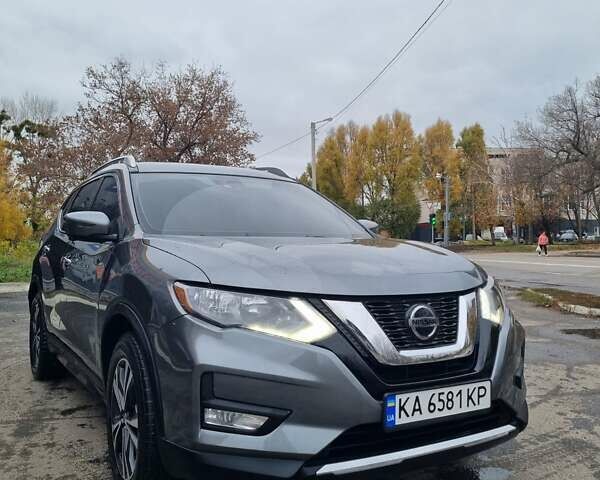 Серый Ниссан Rogue, объемом двигателя 2.49 л и пробегом 139 тыс. км за 14800 $, фото 12 на Automoto.ua