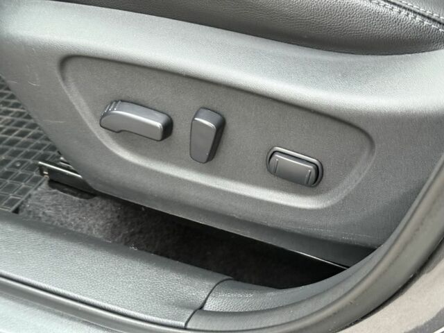 Серый Ниссан Rogue, объемом двигателя 2.5 л и пробегом 70 тыс. км за 14800 $, фото 18 на Automoto.ua