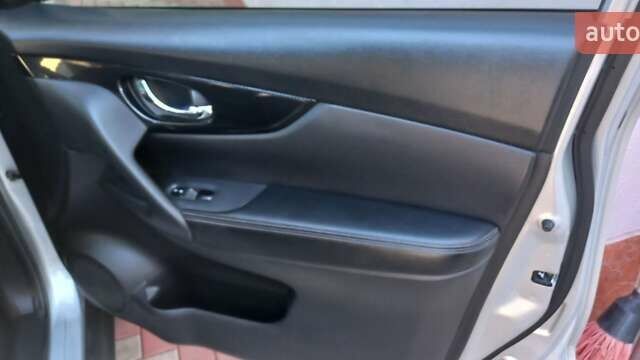 Серый Ниссан Rogue, объемом двигателя 2.49 л и пробегом 115 тыс. км за 16500 $, фото 36 на Automoto.ua