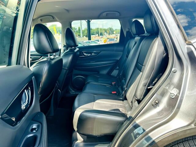 Серый Ниссан Rogue, объемом двигателя 2.5 л и пробегом 31 тыс. км за 10400 $, фото 13 на Automoto.ua