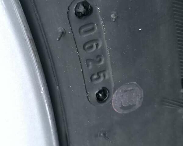 Серый Ниссан Rogue, объемом двигателя 2.49 л и пробегом 189 тыс. км за 13800 $, фото 18 на Automoto.ua