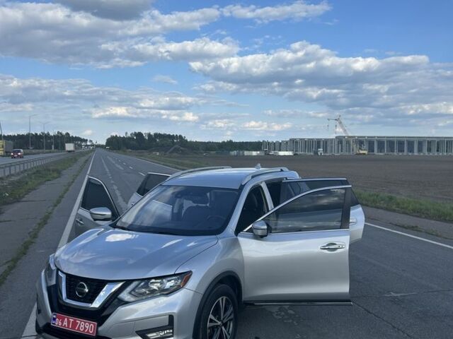 Серый Ниссан Rogue, объемом двигателя 2.49 л и пробегом 112 тыс. км за 15700 $, фото 12 на Automoto.ua