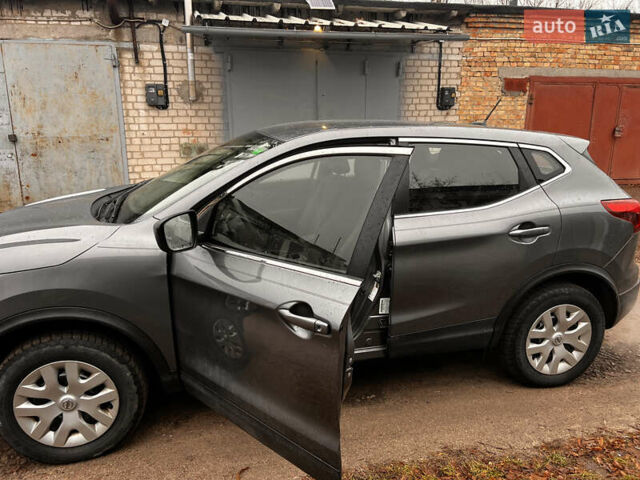 Серый Ниссан Rogue, объемом двигателя 2 л и пробегом 91 тыс. км за 13500 $, фото 4 на Automoto.ua