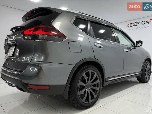 Серый Ниссан Rogue, объемом двигателя 2.49 л и пробегом 125 тыс. км за 20000 $, фото 22 на Automoto.ua