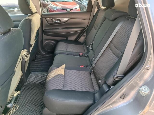 Серый Ниссан Rogue, объемом двигателя 2.5 л и пробегом 57 тыс. км за 15890 $, фото 13 на Automoto.ua