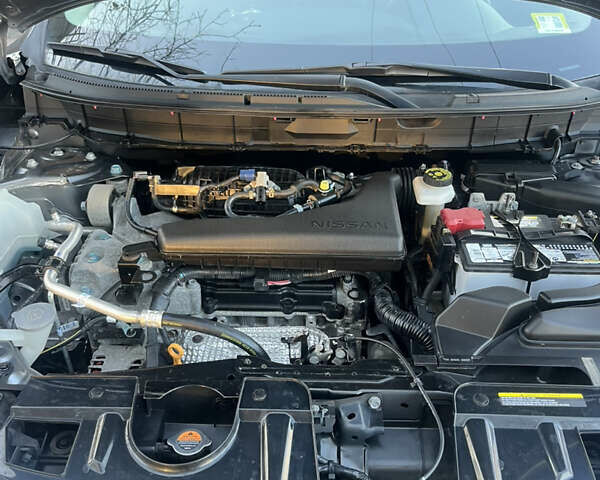 Сірий Ніссан Rogue, об'ємом двигуна 2.49 л та пробігом 120 тис. км за 14000 $, фото 27 на Automoto.ua