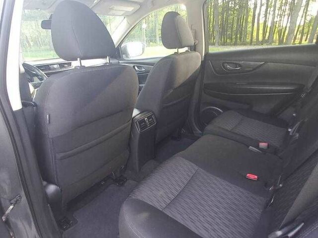 Серый Ниссан Rogue, объемом двигателя 2.5 л и пробегом 143 тыс. км за 12500 $, фото 8 на Automoto.ua