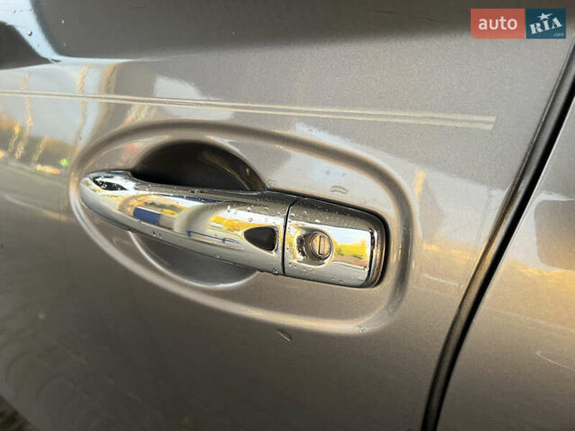 Серый Ниссан Rogue, объемом двигателя 2.49 л и пробегом 102 тыс. км за 15599 $, фото 15 на Automoto.ua