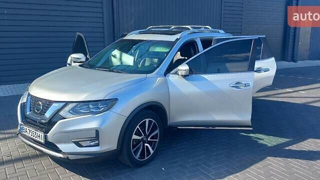 Серый Ниссан Rogue, объемом двигателя 2.49 л и пробегом 115 тыс. км за 16500 $, фото 53 на Automoto.ua