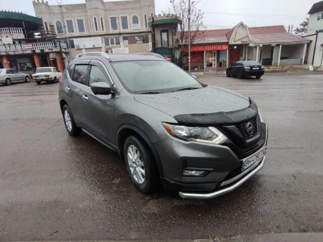 Сірий Ніссан Rogue, об'ємом двигуна 2.5 л та пробігом 135 тис. км за 17300 $, фото 2 на Automoto.ua
