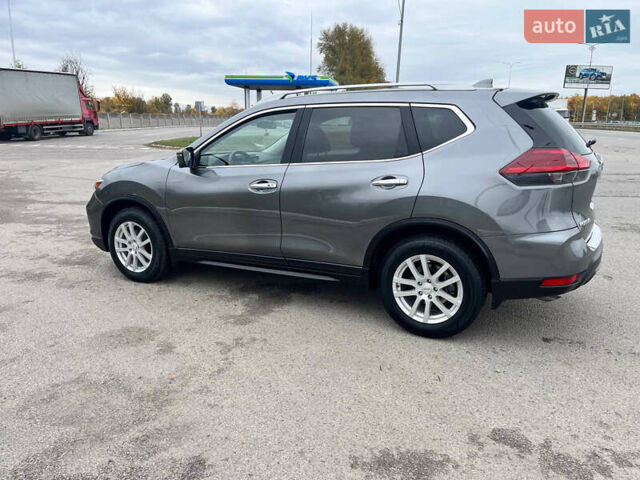 Серый Ниссан Rogue, объемом двигателя 2.49 л и пробегом 83 тыс. км за 16100 $, фото 8 на Automoto.ua