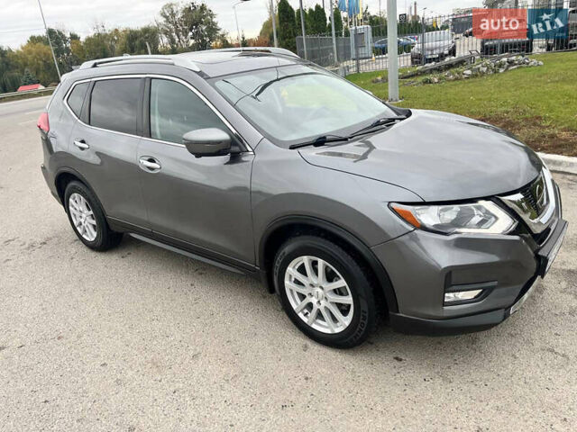 Серый Ниссан Rogue, объемом двигателя 2.49 л и пробегом 83 тыс. км за 16100 $, фото 23 на Automoto.ua