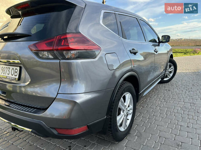 Серый Ниссан Rogue, объемом двигателя 2.49 л и пробегом 115 тыс. км за 12800 $, фото 37 на Automoto.ua