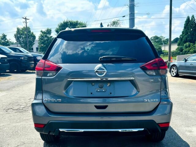 Серый Ниссан Rogue, объемом двигателя 2.5 л и пробегом 31 тыс. км за 10400 $, фото 5 на Automoto.ua