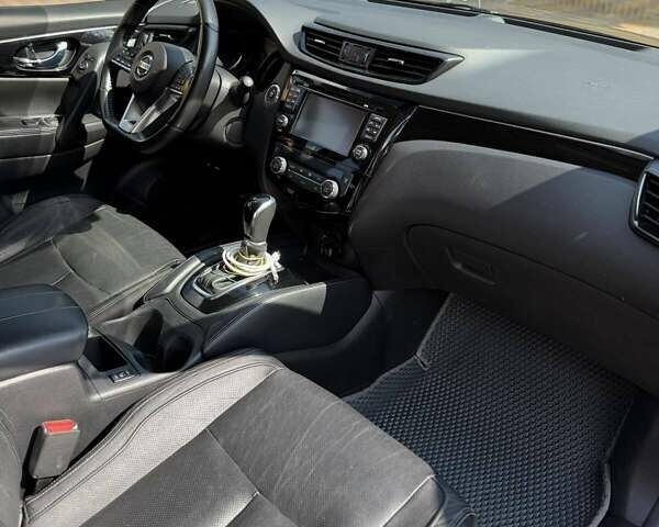Серый Ниссан Rogue, объемом двигателя 2 л и пробегом 106 тыс. км за 16500 $, фото 13 на Automoto.ua