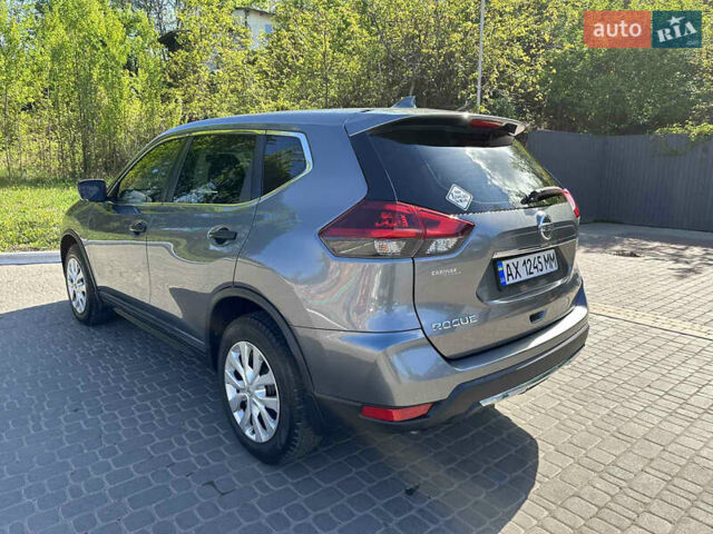 Серый Ниссан Rogue, объемом двигателя 2.5 л и пробегом 107 тыс. км за 15200 $, фото 21 на Automoto.ua