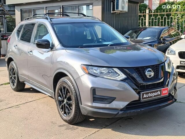 Серый Ниссан Rogue, объемом двигателя 2.5 л и пробегом 57 тыс. км за 15890 $, фото 6 на Automoto.ua