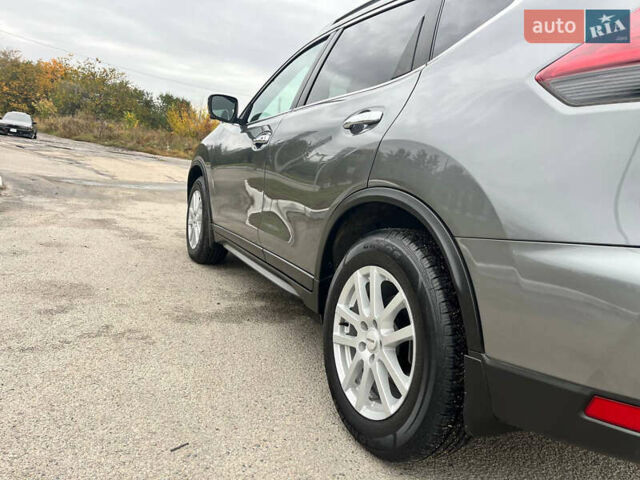 Серый Ниссан Rogue, объемом двигателя 2.49 л и пробегом 83 тыс. км за 16100 $, фото 9 на Automoto.ua