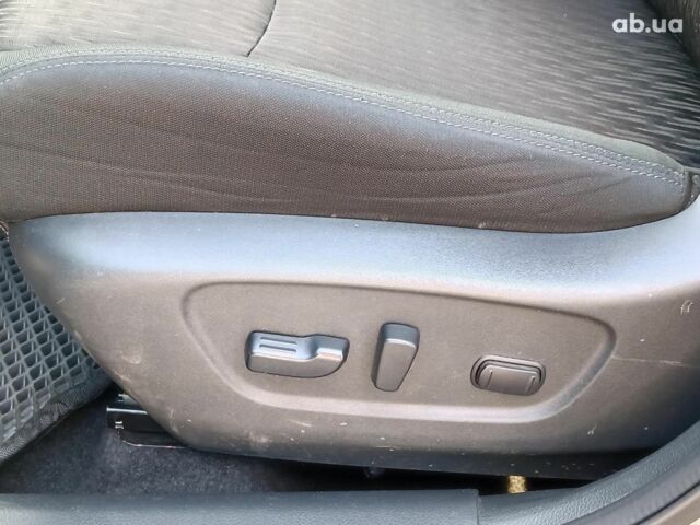 Серый Ниссан Rogue, объемом двигателя 2.5 л и пробегом 57 тыс. км за 15890 $, фото 23 на Automoto.ua